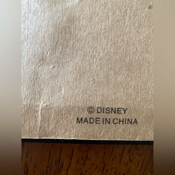 Disney Cinderella castle print with four rare pins. - Picture 13 of 15